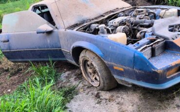 Chevrolet-camaro-1986-7