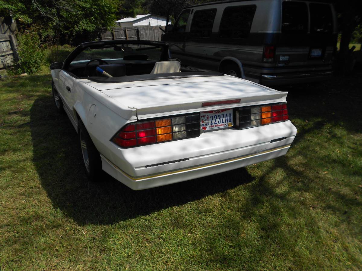 Chevrolet-camaro-1989-1