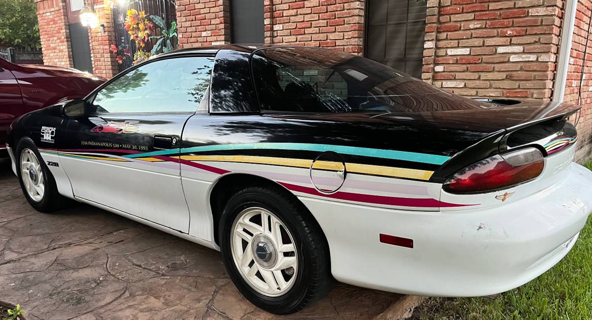 Chevrolet-camaro-1993-1