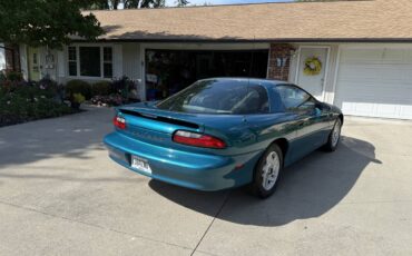 Chevrolet-camaro-1995-custom-2