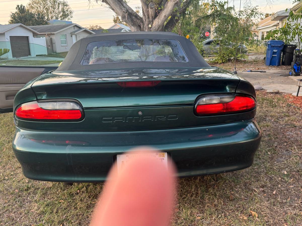 Chevrolet-camaro-1995-green-6