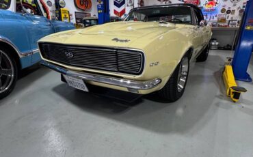 Chevrolet-camaro-convertible-1967-yellow