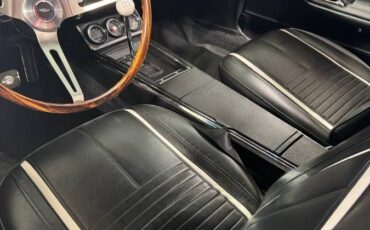 Chevrolet-camaro-convertible-1967-yellow-52