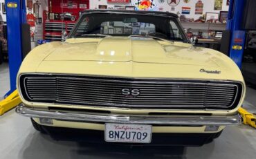 Chevrolet-camaro-convertible-1967-yellow-56