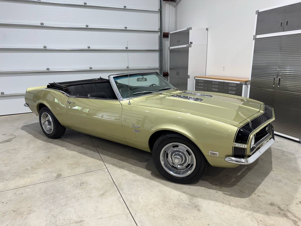 Chevrolet-camaro-convertible-1968-custom-1