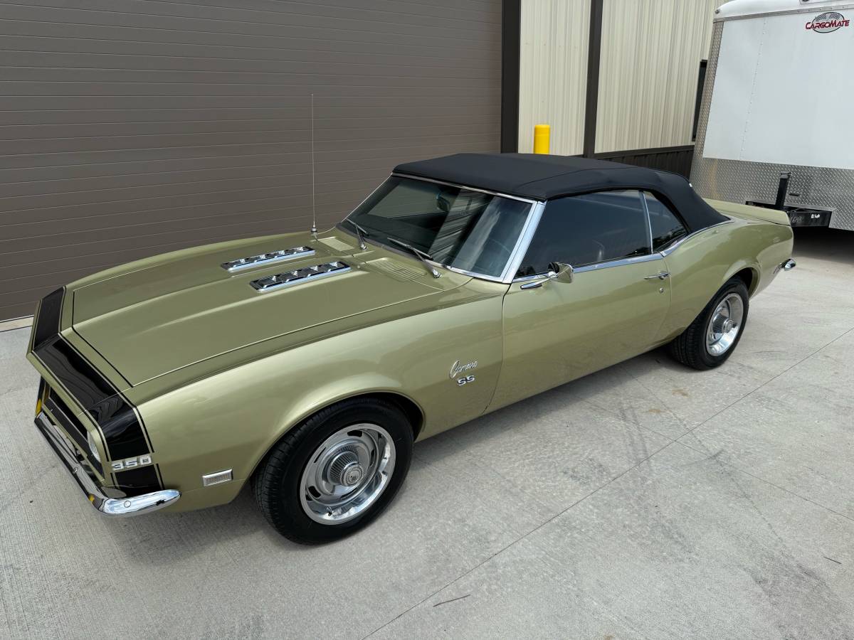 Chevrolet-camaro-convertible-1968-custom-6