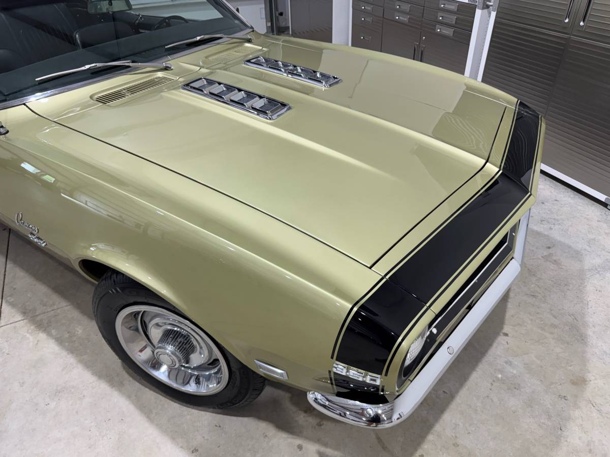 Chevrolet-camaro-convertible-1968-custom-7