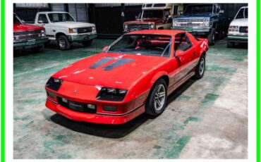 Chevrolet-camaro-iroc-1987-red-8