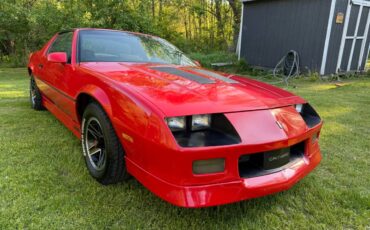 Chevrolet-camaro-iroc-z-1985-red-6