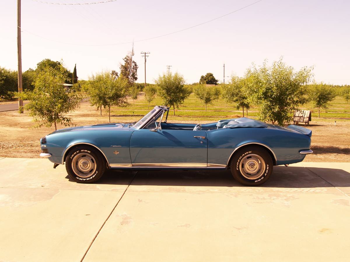 Chevrolet-camaro-rs-convertible-1967-9