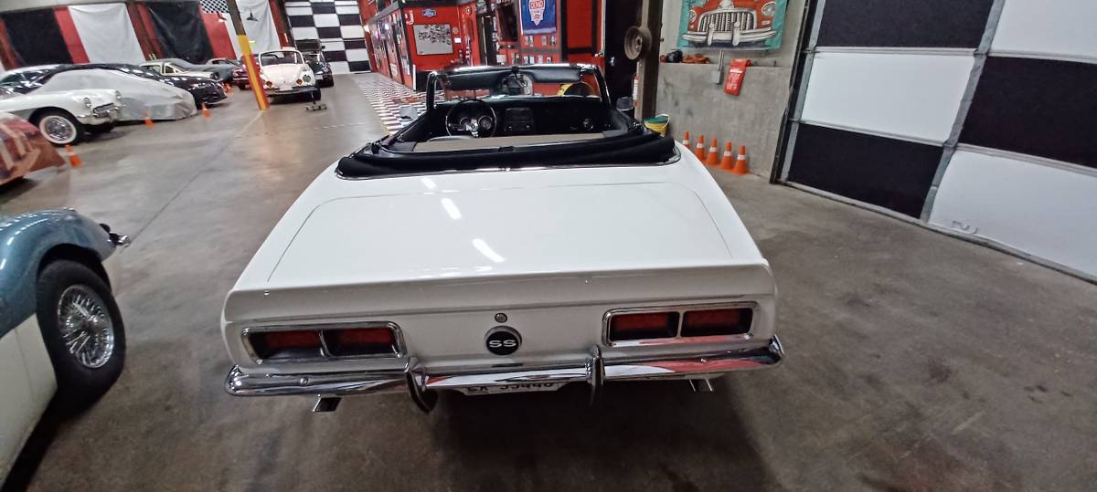 Chevrolet-camaro-rsss-1968-white-3