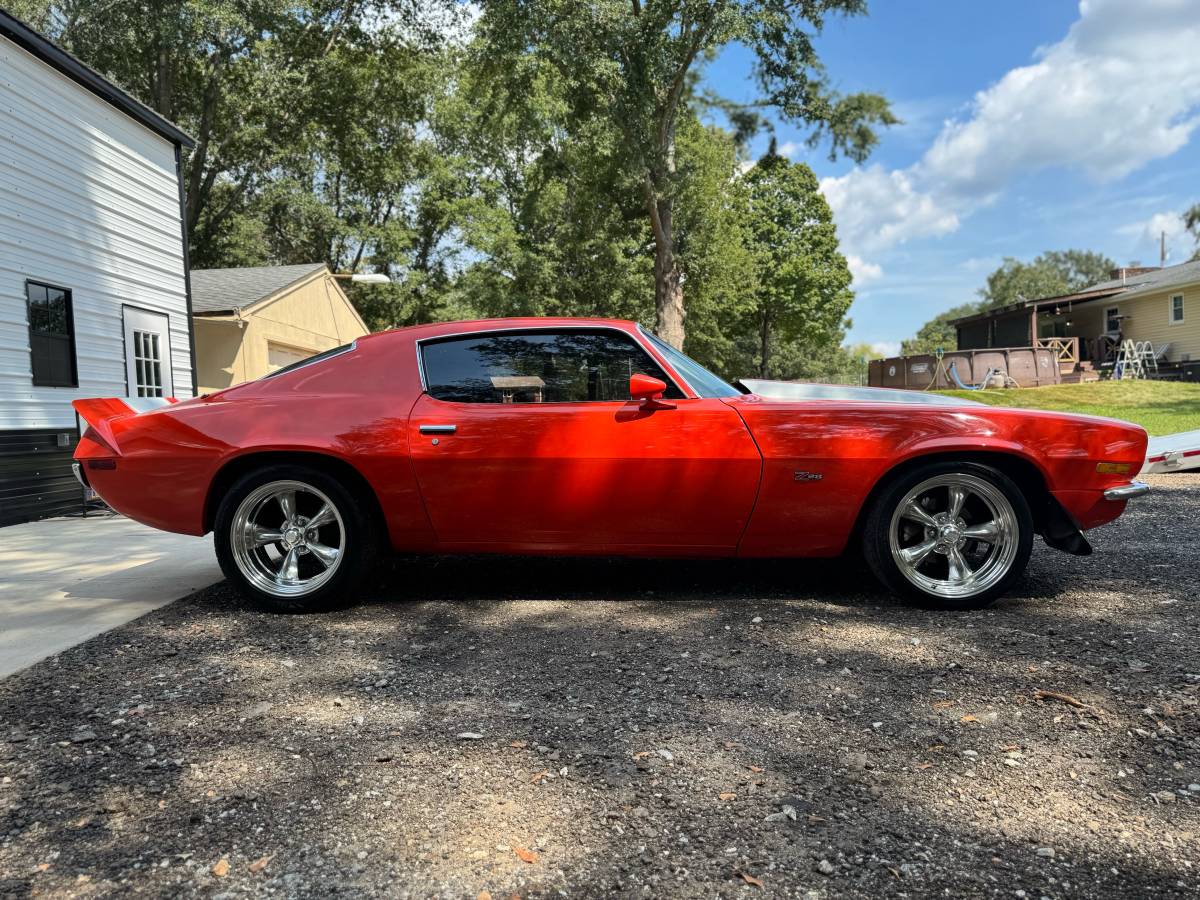Chevrolet-camaro-split-bumper-1970-orange-15