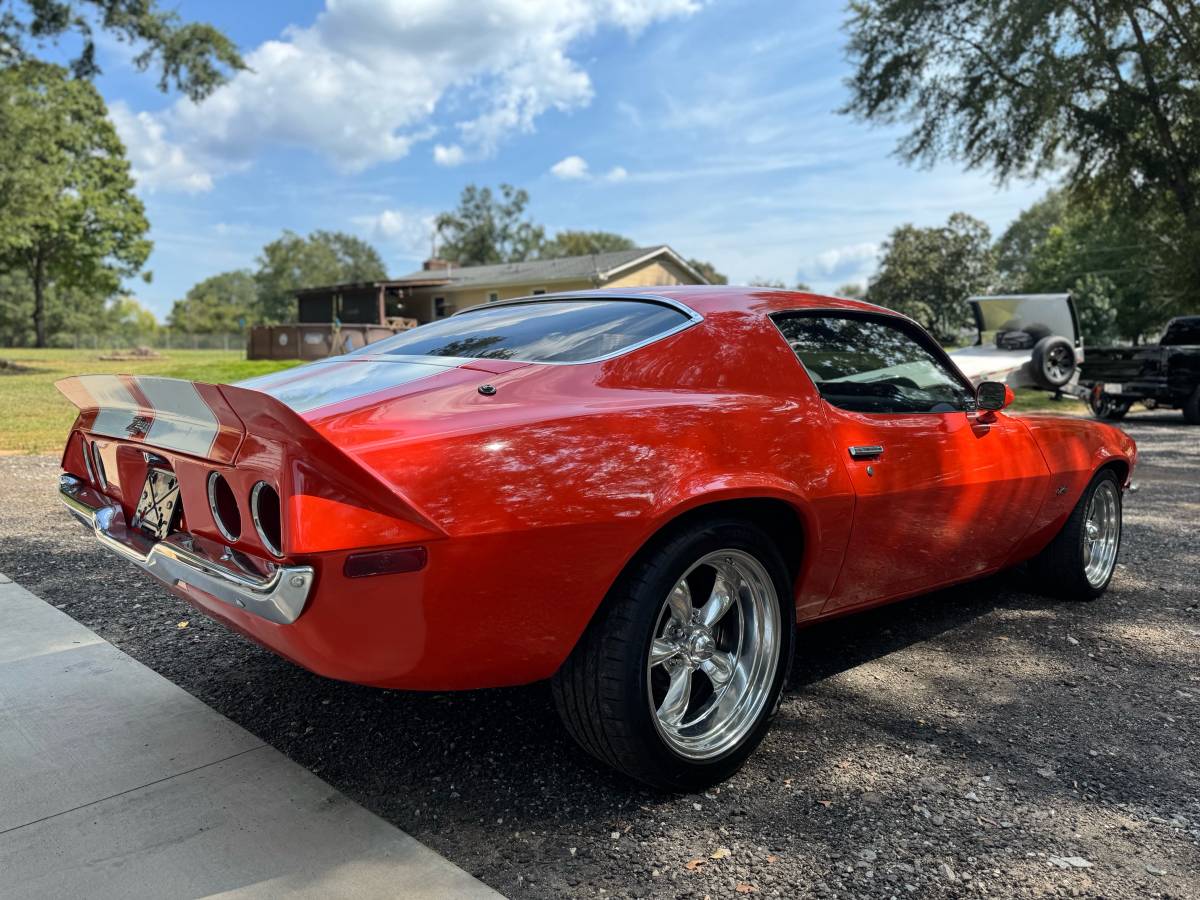 Chevrolet-camaro-split-bumper-1970-orange-16