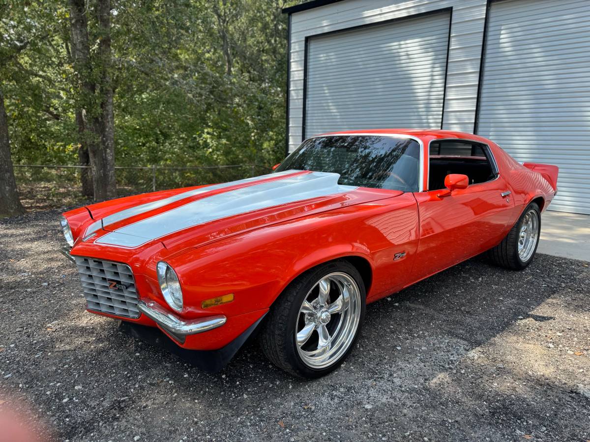 Chevrolet-camaro-split-bumper-1970-orange-19