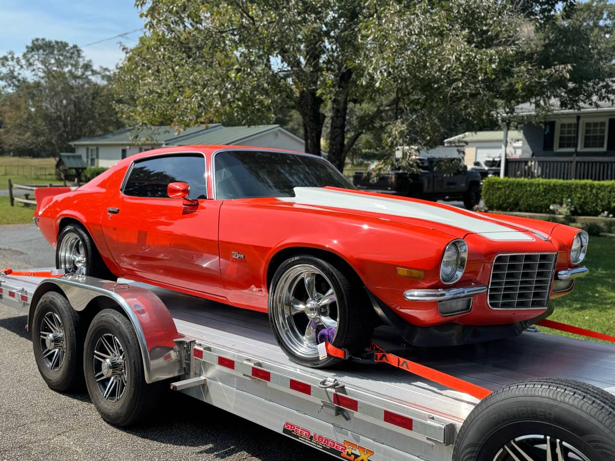 Chevrolet-camaro-split-bumper-1970-orange-22