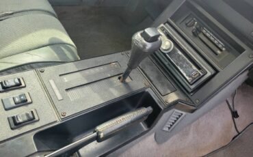 Chevrolet-camaro-sport-1988-black-11