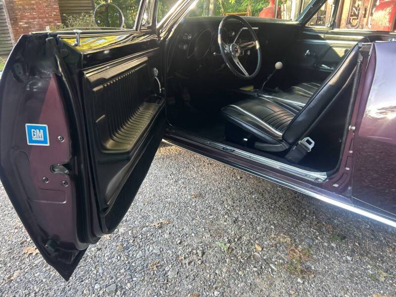 Chevrolet-camaro-ss-1967-custom-8