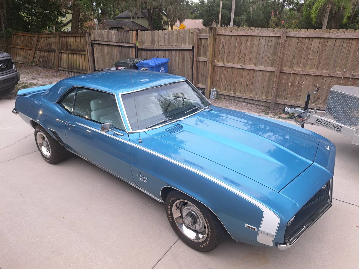 Chevrolet-camaro-ss-1969-blue-20