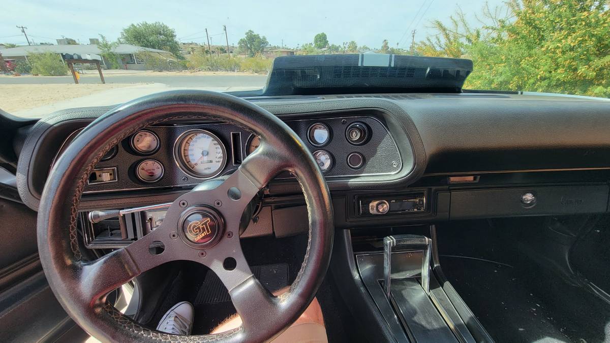 Chevrolet-camaro-z28-1971-silver-12