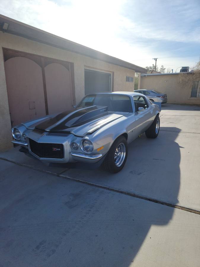 Chevrolet-camaro-z28-1971-silver-13
