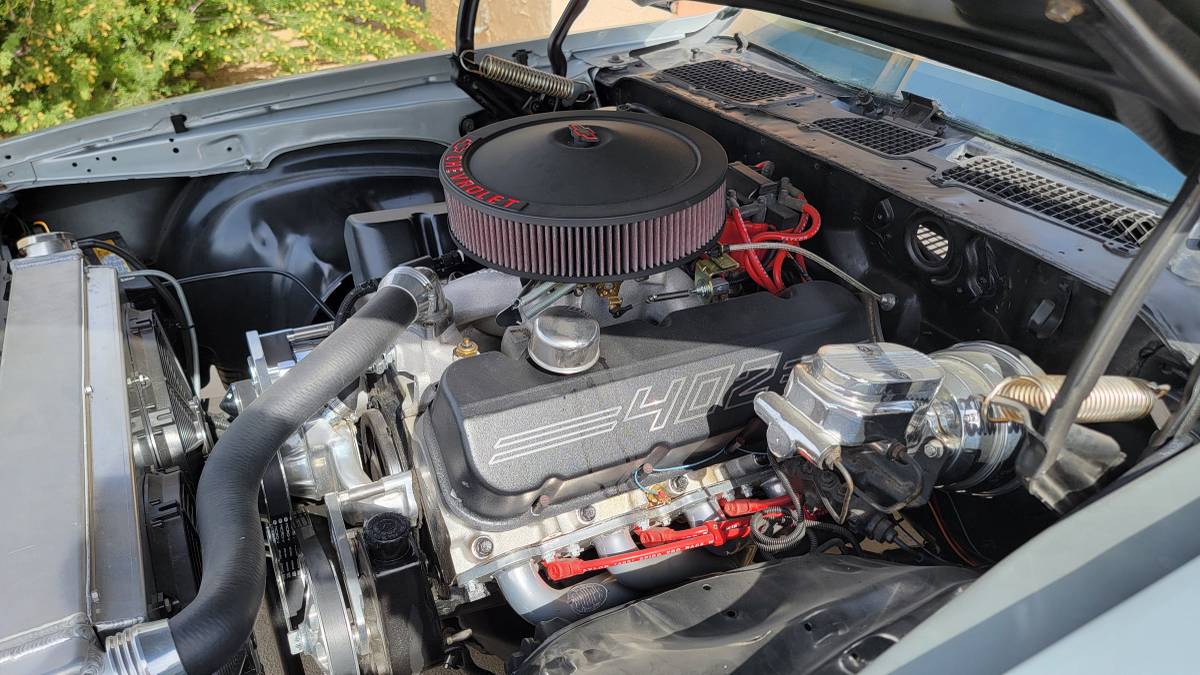 Chevrolet-camaro-z28-1971-silver-2