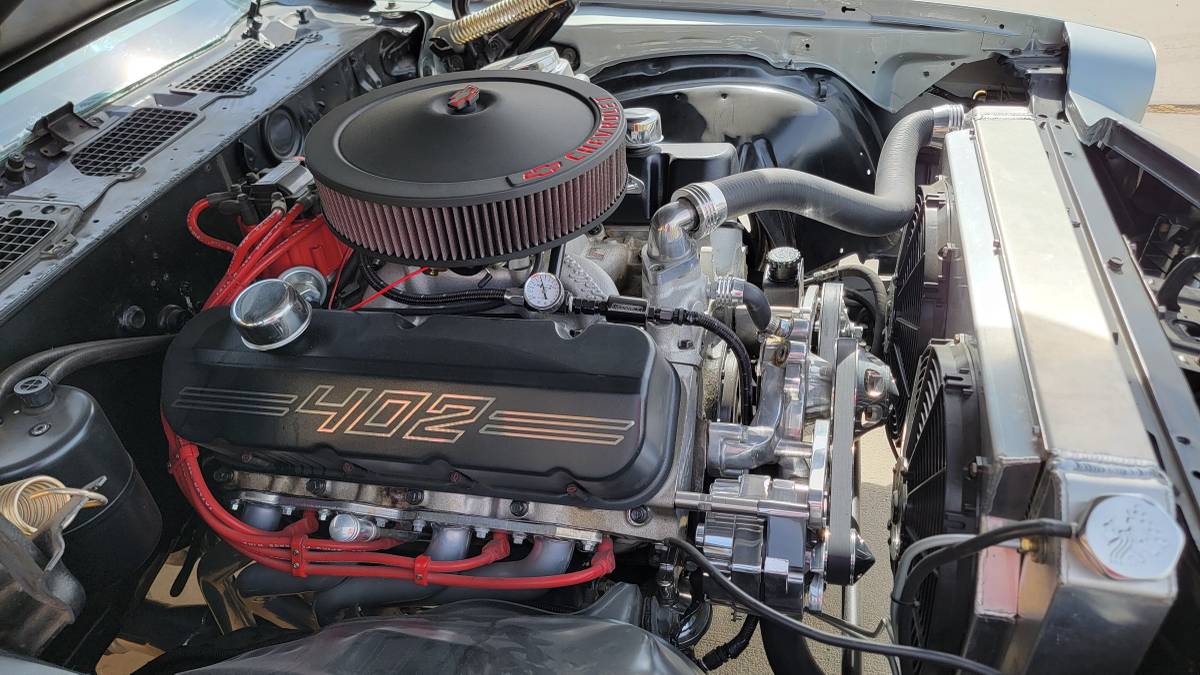 Chevrolet-camaro-z28-1971-silver-3