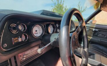 Chevrolet-camaro-z28-1971-silver-9
