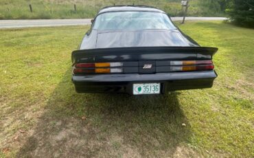 Chevrolet-camaro-z28-1980-1