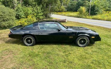 Chevrolet-camaro-z28-1980-2