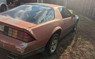 Chevrolet-camaro-z28-1987-red-2