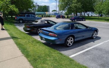 Chevrolet-camaro-z28-1993-blue-11