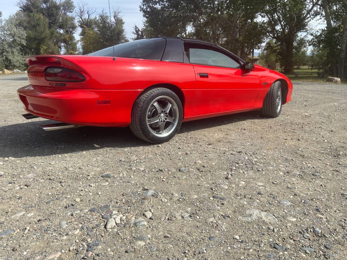 Chevrolet-camaro-z28-1994-red-7