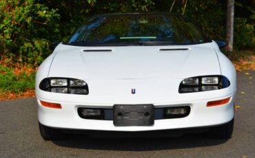 Chevrolet-camaro-z28-1994-white-1