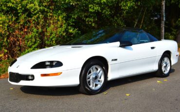 Chevrolet-camaro-z28-1994-white