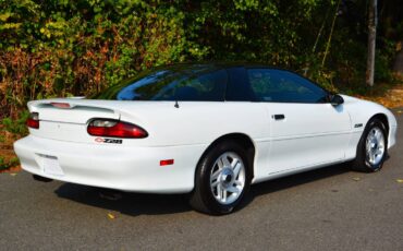Chevrolet-camaro-z28-1994-white-4
