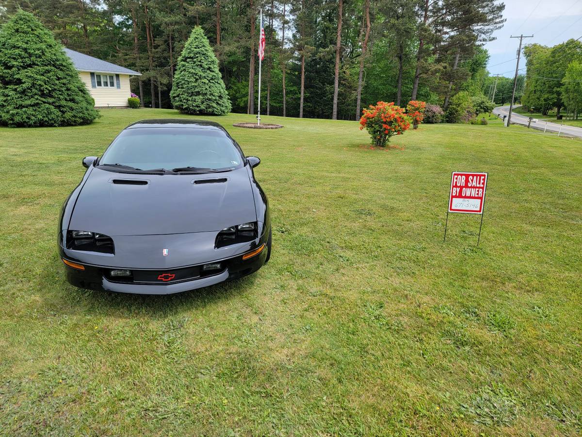 Chevrolet-camaro-z28-1995-black-11