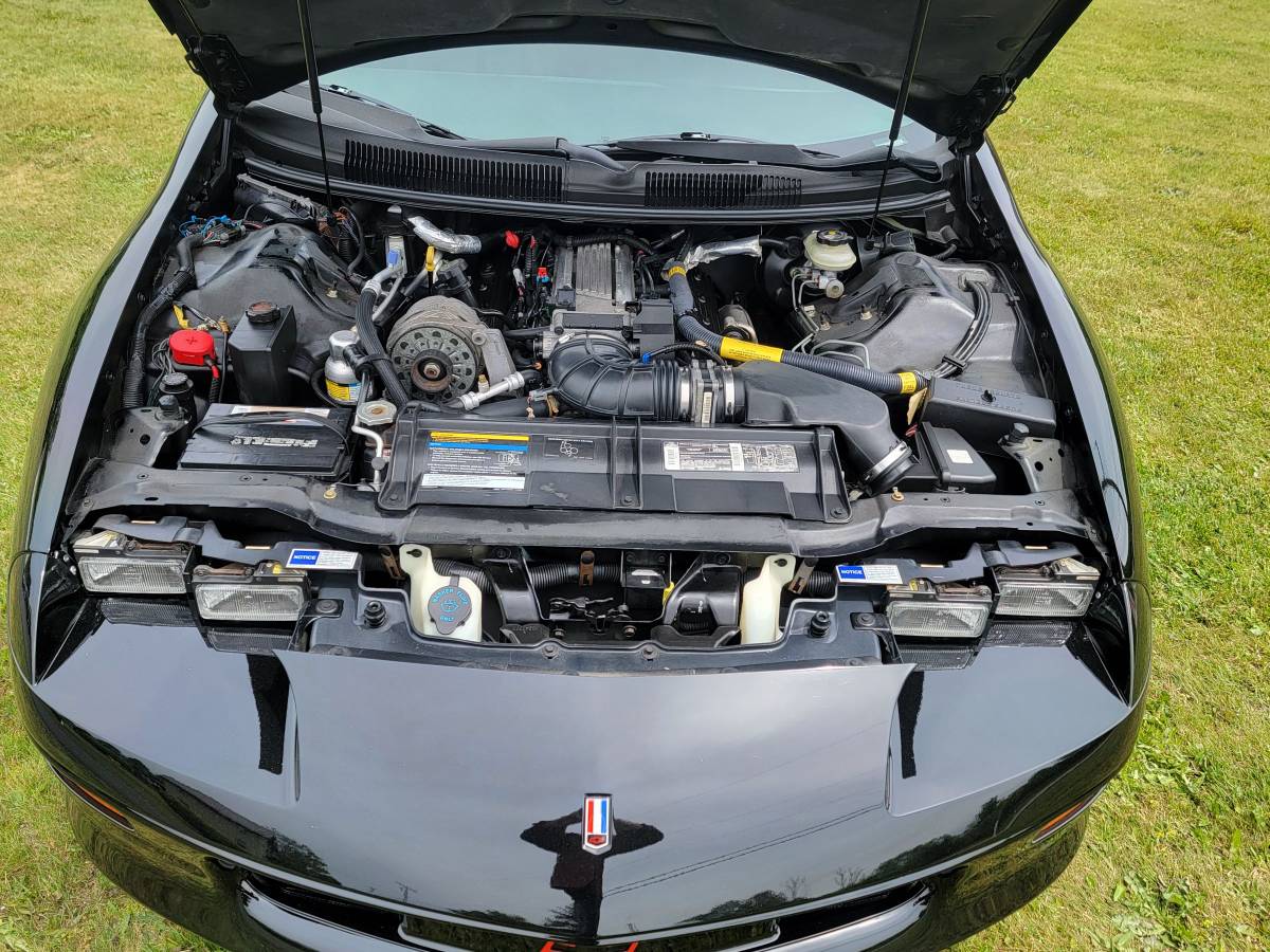 Chevrolet-camaro-z28-1995-black-7