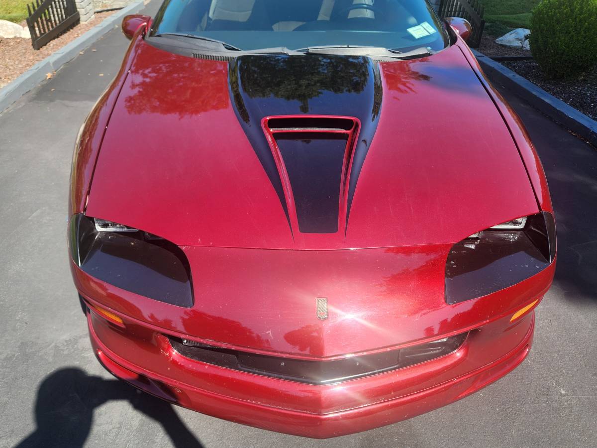 Chevrolet-camaro-z28-1995-red-3