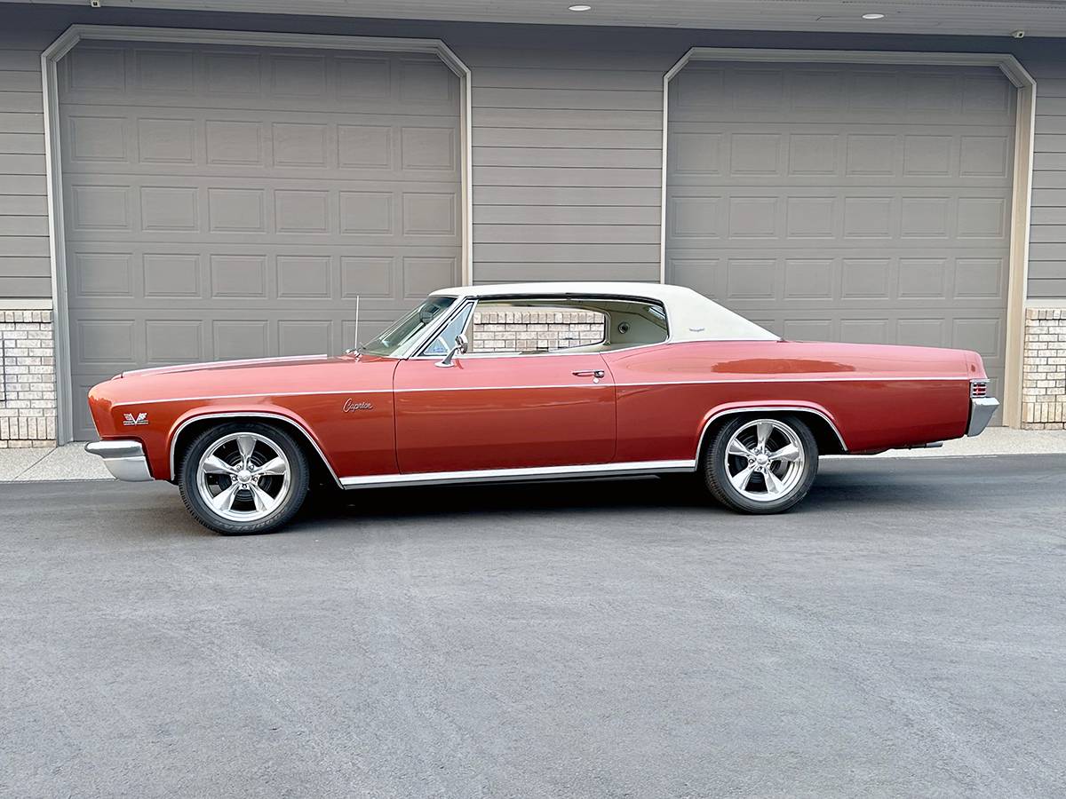 Chevrolet-caprice-1966-custom-2