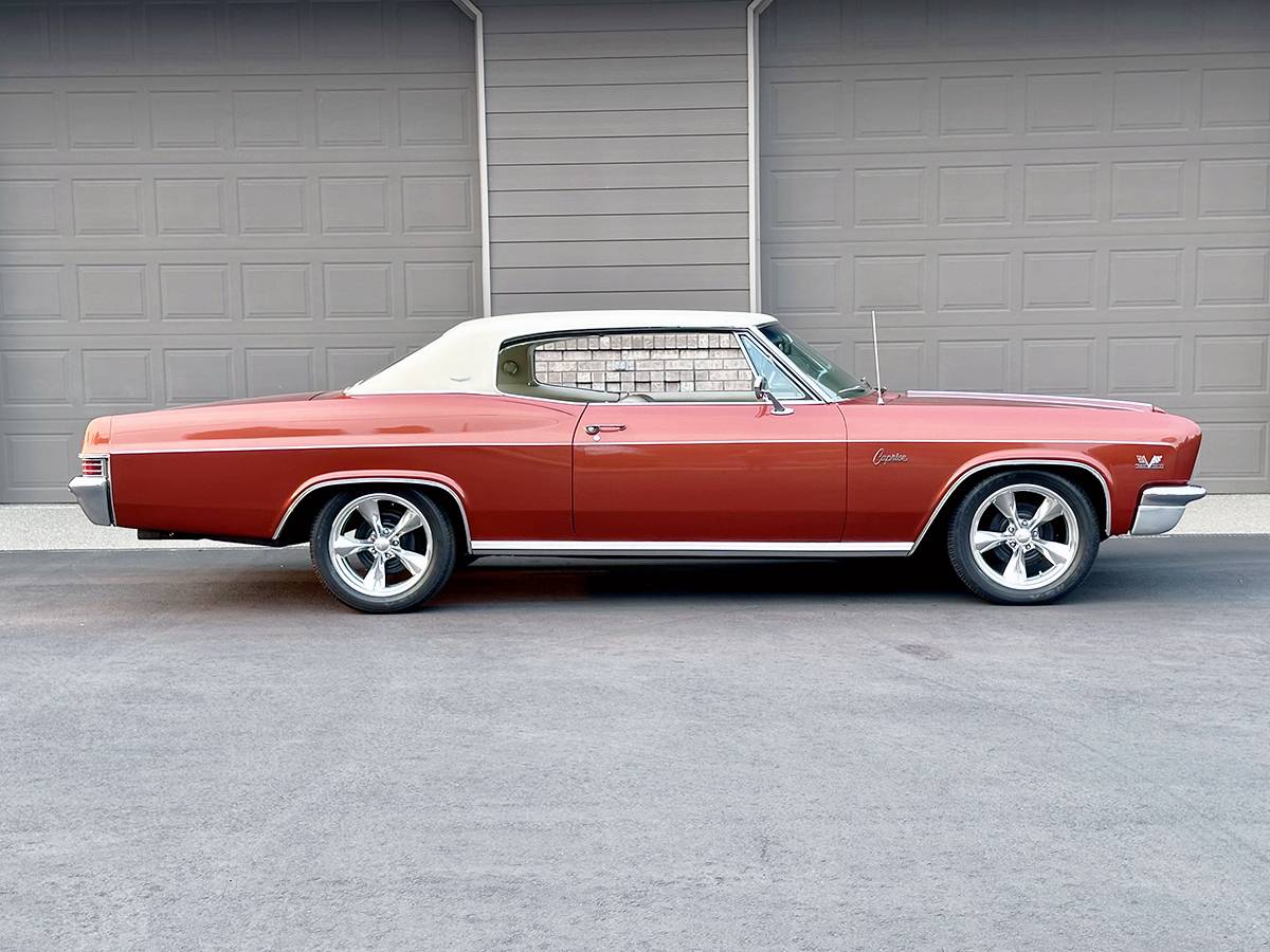 Chevrolet-caprice-1966-custom-7