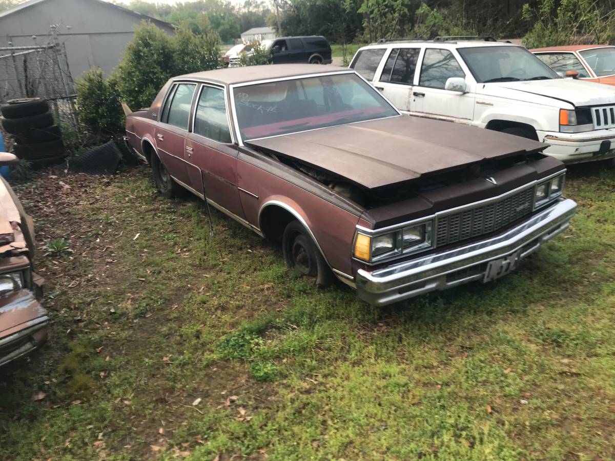 Chevrolet-caprice-1979-1