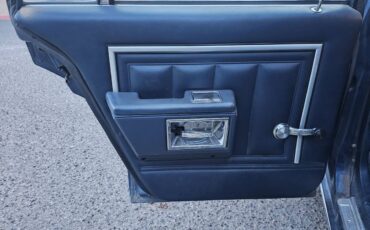 Chevrolet-caprice-1989-blue-9