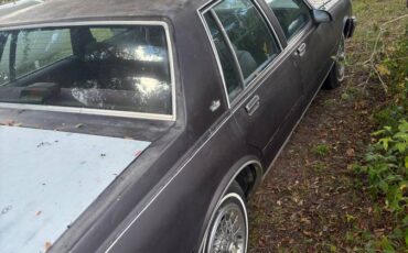 Chevrolet-caprice-classic-1987-red-2