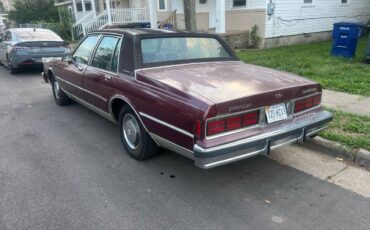 Chevrolet-caprice-classic-1988-1