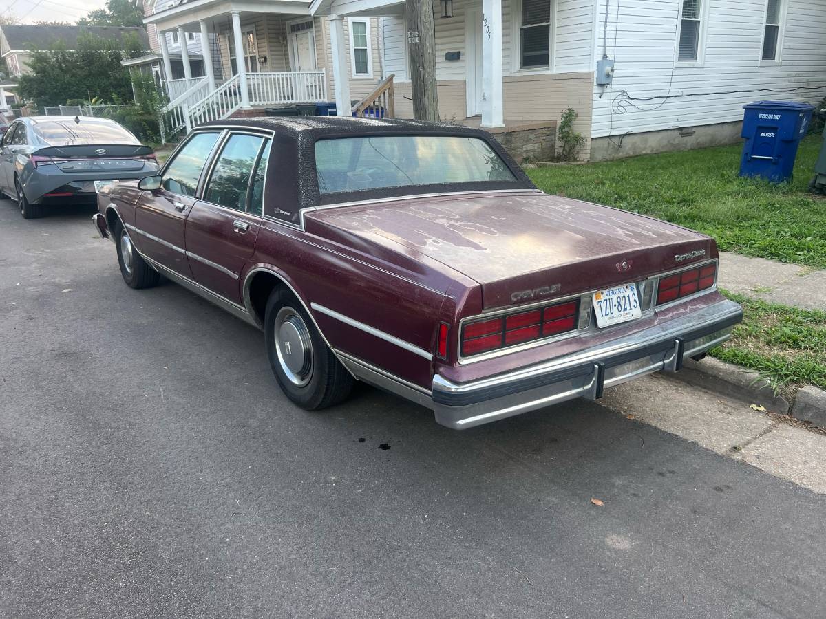 Chevrolet-caprice-classic-1988-1
