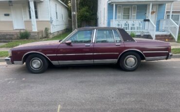 Chevrolet-caprice-classic-1988-3