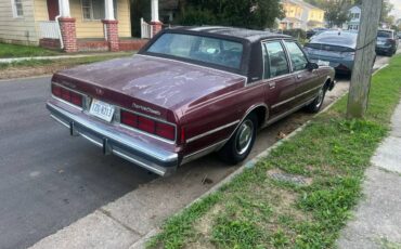 Chevrolet-caprice-classic-1988