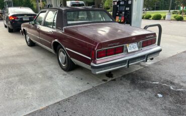 Chevrolet-caprice-classic-1988-5