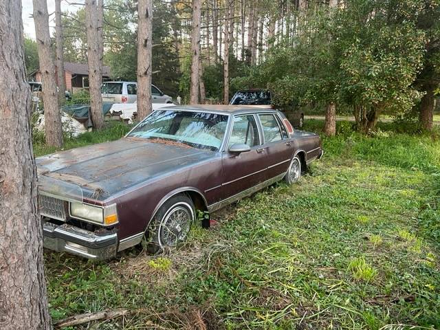 Chevrolet-caprice-classic-1990-red-1
