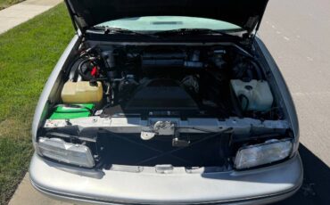 Chevrolet-caprice-classic-1992-silver-17